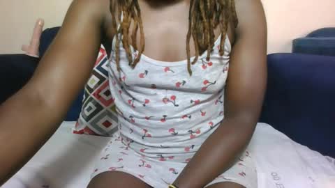 Snapshot of cuteberry87 chatting on December 2025 08:30:01 AM Cuteberry87 online show from December 2025 08:30:01 AM