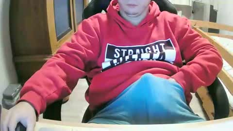 Cuteboy090 online show from September 2025 01:48:02 PM