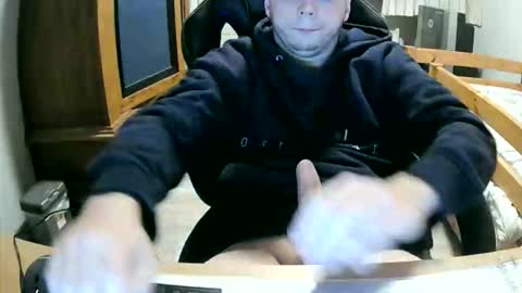 Cuteboy090 online show from October 2025 12:18:02 PM