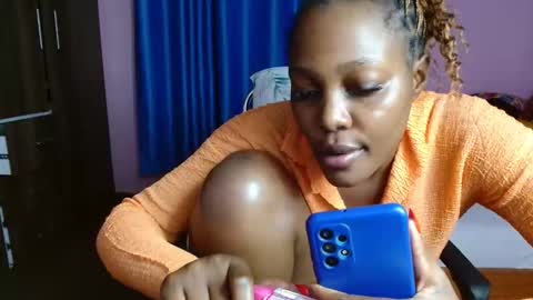 Snapshot of cutebuu chatting on November 2025 07:12:01 PM cutebuu online show from November 2025 07:12:01 PM