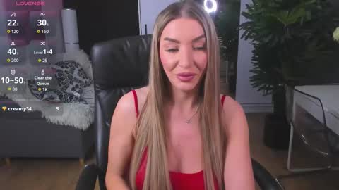 Lexy online show from November 2025 01:44:02 PM