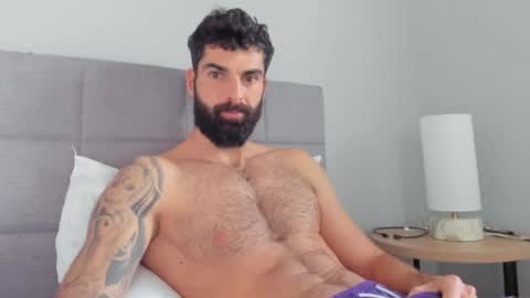 cuteeboy online show from January 2025 12:35:02 PM