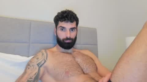 cuteeboy online show from January 2025 03:47:01 AM