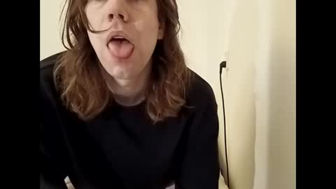 Snapshot of cuteguy6668889 chatting on December 2024 11:31:02 AM Cutegoth online show from December 2024 11:31:02 AM