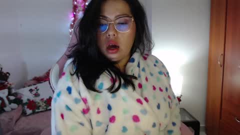 tell me jess   online show from December 2024 08:26:01 AM