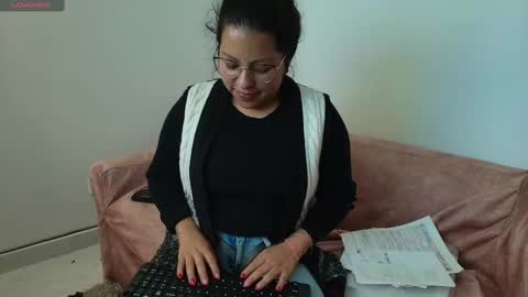 tell me jess   online show from March 2025 07:05:02 PM