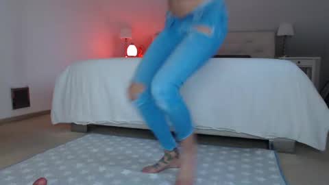 CuteMoments online show from January 2025 03:27:01 PM