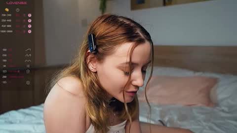 Snapshot of cutenass chatting on December 2025 09:08:02 PM Mary online show from December 2025 09:08:02 PM