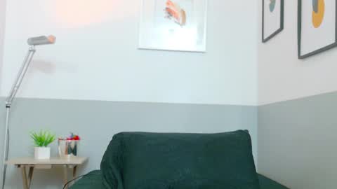 Snapshot of cutepetitee chatting on October 2025 08:07:02 PM cutepetitee online show from October 2025 08:07:02 PM