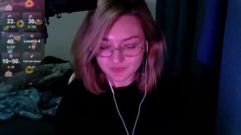 cutepie33 online show from September 2025 02:19:01 PM