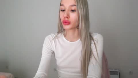 Snapshot of cuteshawty420 chatting on February 2025 09:25:02 PM cuteshawty420 online show from February 2025 09:25:02 PM