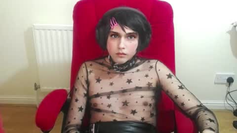 Snapshot of cutest_princess chatting on November 2025 11:07:02 PM cutest_princess online show from November 2025 11:07:02 PM