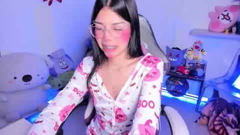 Snapshot of cutestephuwu chatting on October 2025 11:59:02 PM - independent model online show from October 2025 11:59:02 PM