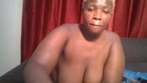 cutey_mellanin online show from January 2025 10:03:01 PM