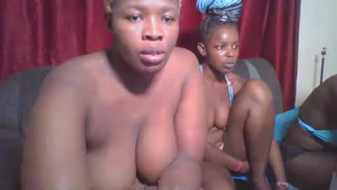 cutey_mellanin online show from January 2025 12:37:01 PM
