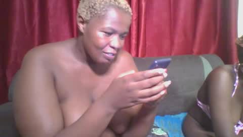 cutey_mellanin online show from January 2025 07:32:01 PM