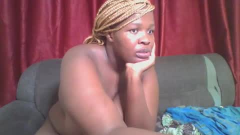 cutey_mellanin online show from January 2025 09:48:02 PM