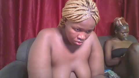 cutey_mellanin online show from February 2025 06:51:01 PM