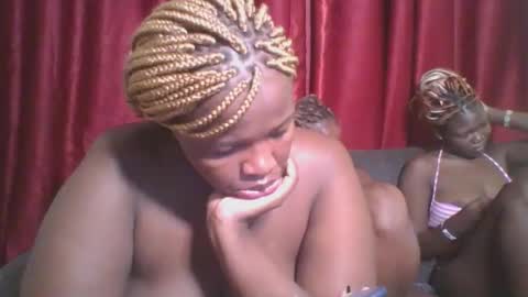 cutey_mellanin online show from February 2025 02:14:02 AM