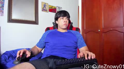 Snapshot of cuteznowyy chatting on February 2025 09:37:01 PM Ask me online show from February 2025 09:37:01 PM