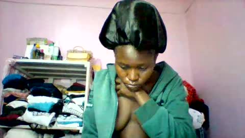 cutezola online show from September 2025 02:57:01 AM