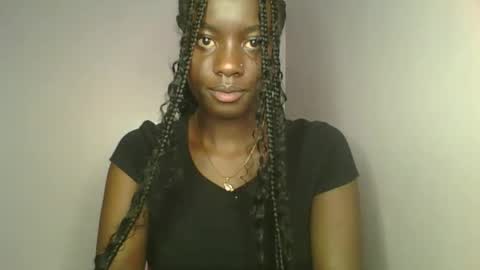 cutie_choco online show from October 2025 08:08:02 PM