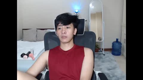 Snapshot of cutie_cumshow chatting on October 2025 05:24:01 PM Neil Taylor online show from October 2025 05:24:01 PM