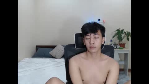 Snapshot of cutie_cumshow chatting on November 2025 07:02:02 PM Neil Taylor online show from November 2025 07:02:02 PM