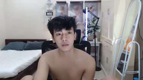 Snapshot of cutie_cumshow chatting on November 2025 05:12:02 PM Neil Taylor online show from November 2025 05:12:02 PM