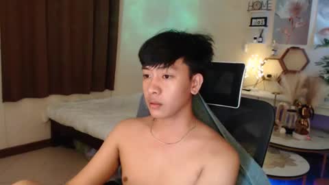 Snapshot of cutie_cumshow chatting on December 2025 06:34:02 PM Neil Taylor online show from December 2025 06:34:02 PM