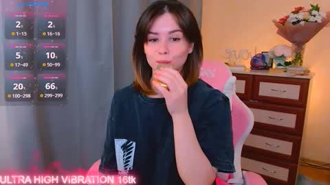 Snapshot of cutie_mili chatting on October 2025 07:51:01 AM mili online show from October 2025 07:51:01 AM