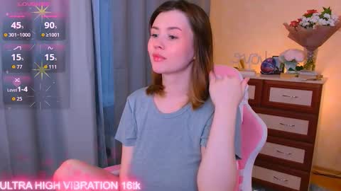 Snapshot of cutie_mili chatting on October 2025 08:25:01 AM mili online show from October 2025 08:25:01 AM