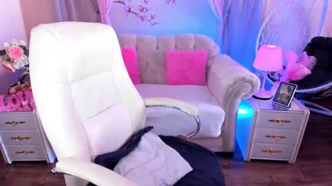 Alice online show from March 2025 01:59:02 PM