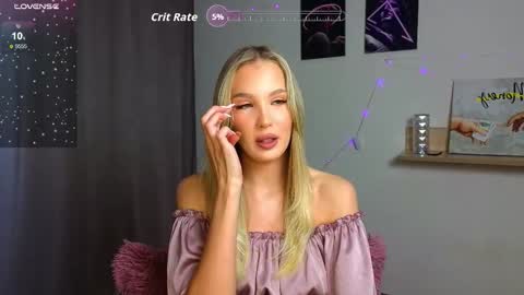 cutiefull_lion online show from September 2025 05:42:01 AM