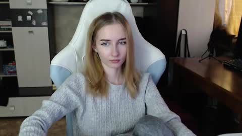 Snapshot of cutti_crystal chatting on October 2025 08:57:02 AM Cutti Crystal online show from October 2025 08:57:02 AM