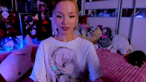 Nora online show from January 2025 09:37:01 PM