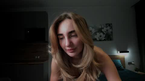 CuttieChloe online show from December 2024 08:16:02 PM