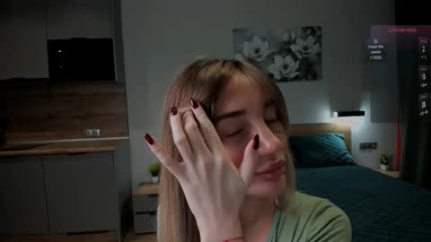CuttieChloe online show from March 2025 06:45:02 PM