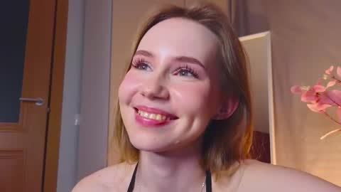 Snapshot of cuute_angell chatting on December 2024 07:47:01 PM Virginia See you on Sunday online show from December 2024 07:47:01 PM