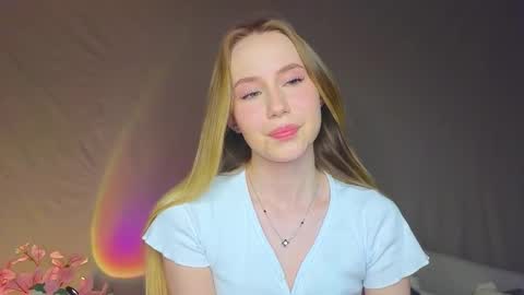 Snapshot of cuute_angell chatting on December 2024 04:55:02 PM Virginia See you on Sunday online show from December 2024 04:55:02 PM