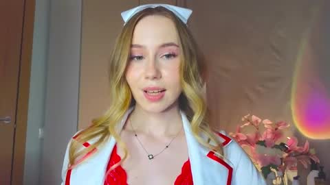 Snapshot of cuute_angell chatting on December 2024 07:54:01 PM Virginia See you on Sunday online show from December 2024 07:54:01 PM