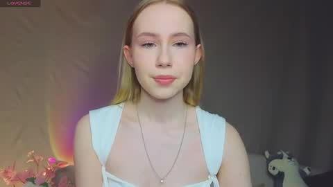 Snapshot of cuute_angell chatting on February 2025 04:57:02 PM Virginia See you on Sunday online show from February 2025 04:57:02 PM
