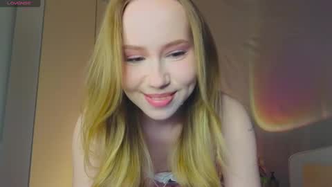 Snapshot of cuute_angell chatting on March 2025 04:56:02 PM Virginia See you on Sunday online show from March 2025 04:56:02 PM