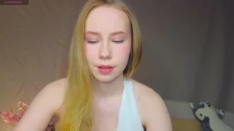 Snapshot of cuute_angell chatting on March 2025 05:18:02 PM Virginia See you on Sunday online show from March 2025 05:18:02 PM