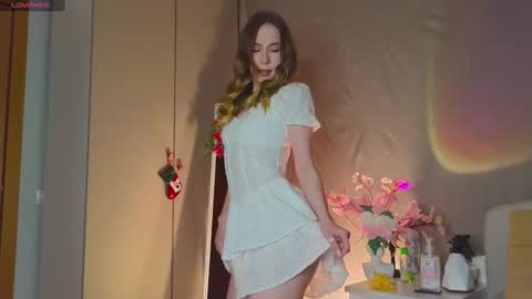 Snapshot of cuute_angell chatting on March 2025 05:11:02 PM Virginia See you on Sunday online show from March 2025 05:11:02 PM