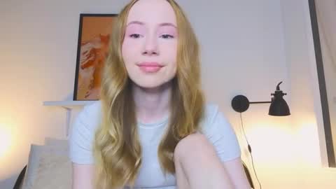 Snapshot of cuute_angell chatting on September 2025 05:12:02 PM Virginia See you on Sunday online show from September 2025 05:12:02 PM
