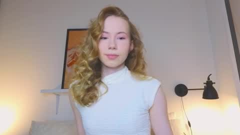 Snapshot of cuute_angell chatting on September 2025 05:12:02 PM Virginia See you on Sunday online show from September 2025 05:12:02 PM