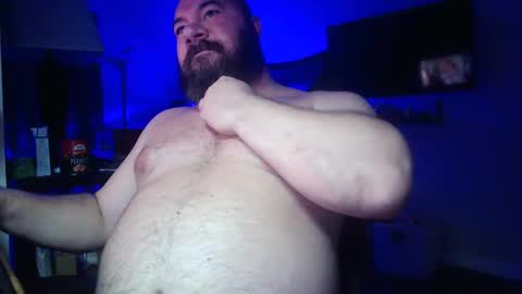 Snapshot of cwbyga chatting on October 2025 03:07:01 AM Bubba Bull online show from October 2025 03:07:01 AM
