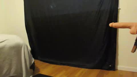 Snapshot of cwlizzy chatting on December 2025 08:37:02 PM cwlizzy online show from December 2025 08:37:02 PM