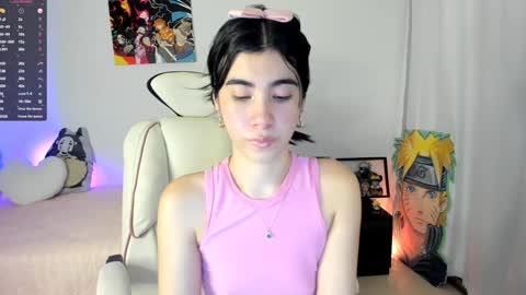 Snapshot of cyber_lizz chatting on December 2024 01:18:01 AM Liz online show from December 2024 01:18:01 AM